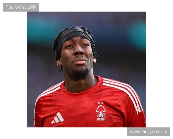 埃兰加:在曼联的学习历程让我成长 希望保持当前的足球状态并不断进步